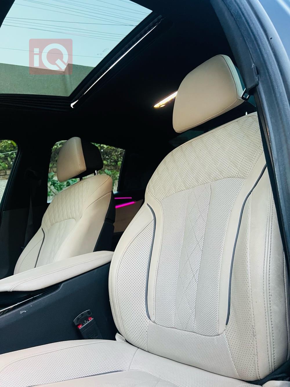 بی ئێم دەبڵیو سیریەس 5